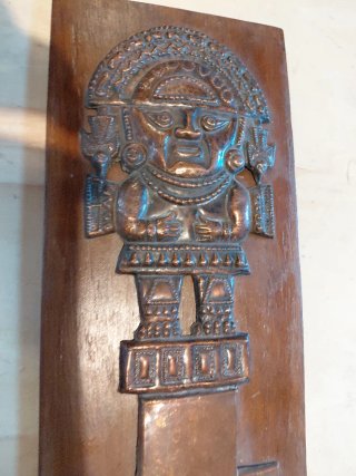 Cobre repujado Maya/Azteca