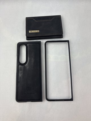 Funda Samsung Galaxy Z Fold 4 con Tarjetero cuero
