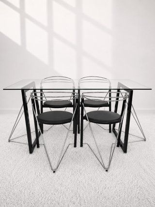 MESA COMEDOR POSTMODERNA. ITALIA 80s