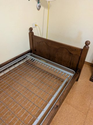 Estructura cama madera maciza con somier 105x180