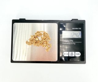 Cadena Barbada de oro de 18k, 12.42 g, 62 cm.