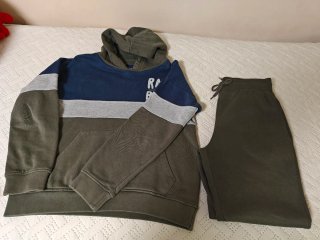Conjunto chándal niño Talla 11-12 (152 cm)
