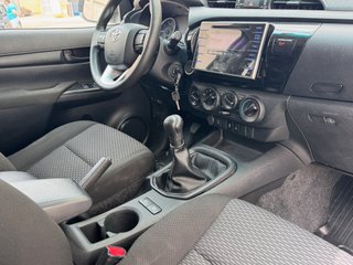 TOYOTA HILUX 2.4 D-4D DC GX