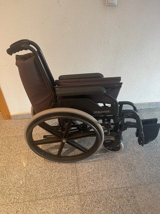 Alquiler silla de ruedas plegable