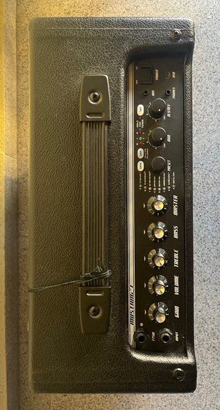 Amplificador Fender Mustang I V.2