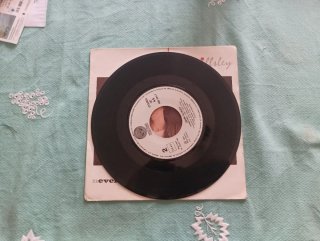 John Ilsley - Never Told a Soul