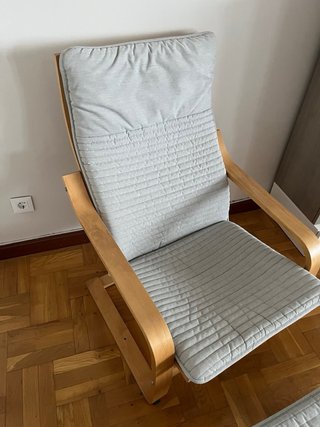 Sillón Poäng con funda lavable y reposapiés