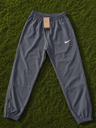 Conjunto Nike Dry Fit Gris