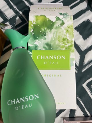 Lote Perfumes: Angel, Chanson d'Eau, Vanderbilt
