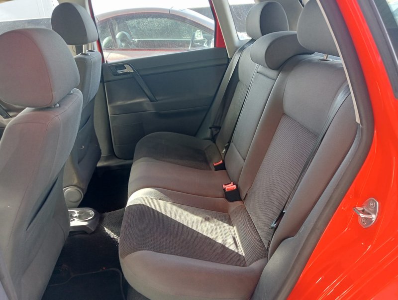 Volkswagen Polo 2008, foto 11