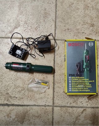 Atornillador Bosch PSR 24V + Cargador + Puntas