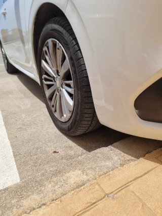 Peugeot 208 2016