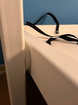 Litera abatible de metal, en blanco, con colchon