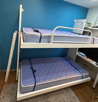 Litera abatible de metal, en blanco, con colchon