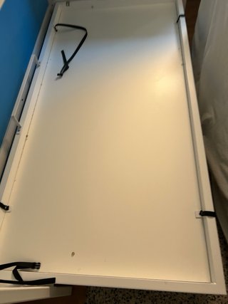 Litera abatible de metal, en blanco, con colchon