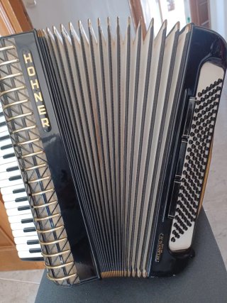 Fisarmonica Hohner 120 Bassi