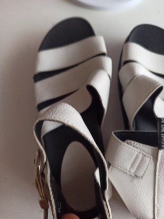 Sandalias Shein plataforma blancas talla 40