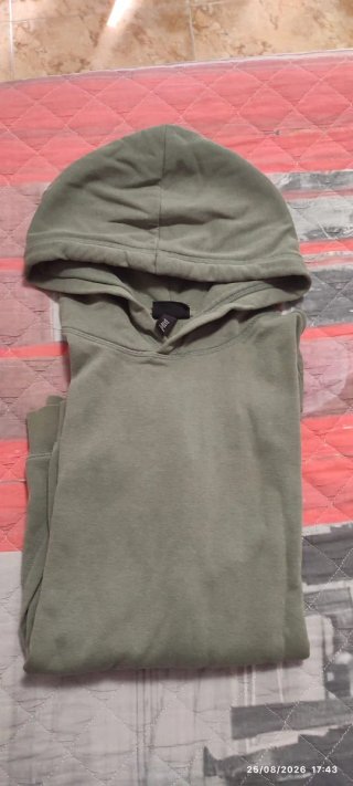 Sudaderas variadas precio por unidad5€