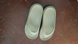 Chanclas Beige
