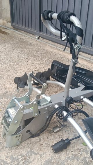 Portabicicletas Feu Vert Bola 2 Bicis Basculante