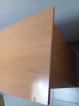 Mesa de escritorio de madera