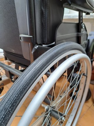 Silla de ruedas basculante Invacare PRO
