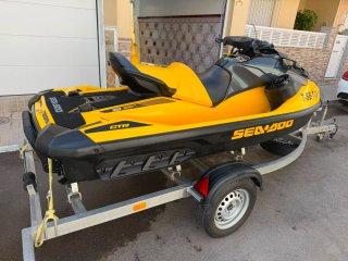 Sea-Doo GTR 230 CV Amarillo/Negro