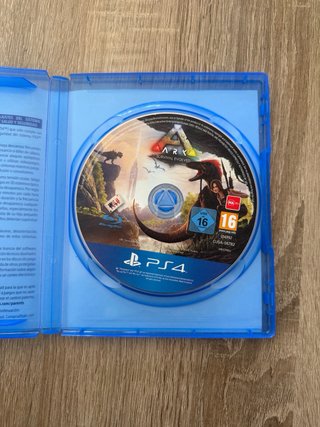 ARK Survival Evolved PS4