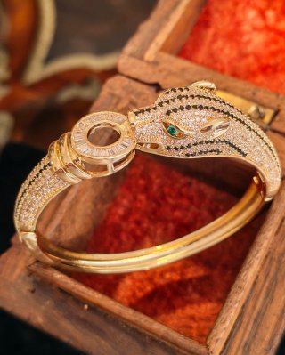 Bracciale donna con testa di leopardo
