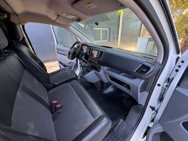 Opel Vivaro 2021, foto 5