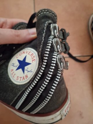 Scarpe Converse All Star alte con borchie rock