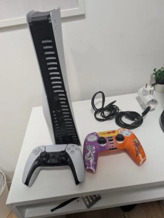 Consola PlayStation 5 + 2 Mandos