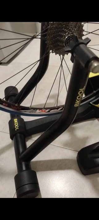 Rodillo Bici Bkool Amarillo + Rueda + Ant+