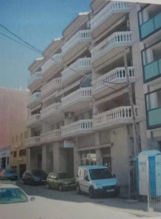 Vendo piso 100mtrs 100.000 euros