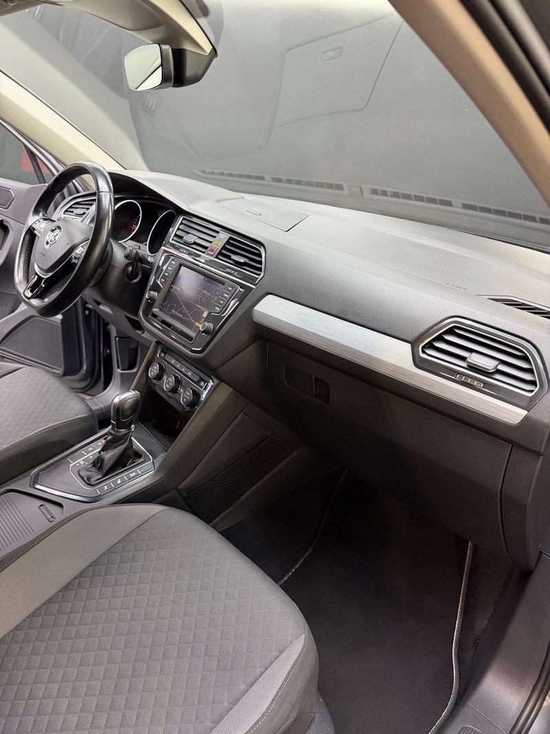 Volkswagen Tiguan 2.0 TDI BMT Sport DSG 2017, foto 12