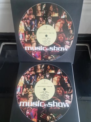 MUSIC IN SHOW