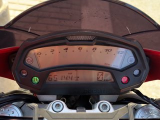 Ducati Monster 696 2008 · A2 · Impecable + extras