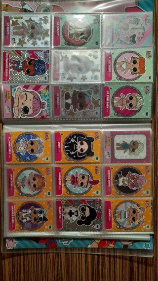 Álbum Cromos Panini LOL Surprise Oficial