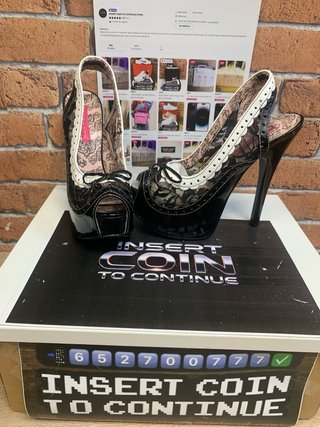 Sandalias de tacón de exposición