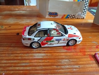Mitsubishi Lancer Makinen Team Slot