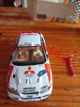 Mitsubishi Lancer Makinen Team Slot