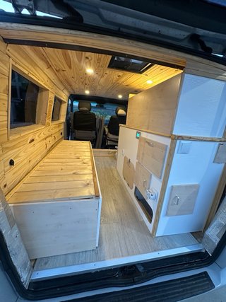 Mercedes Camperizada – Homologada + PlacaSolar