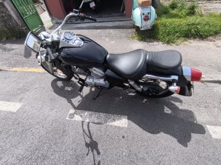 Honda Shadow Cruiser Negra