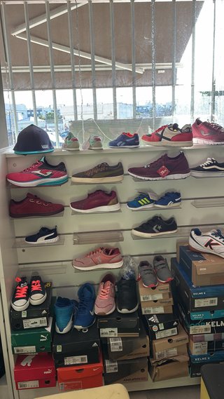 Mobiliario Tienda Deportiva