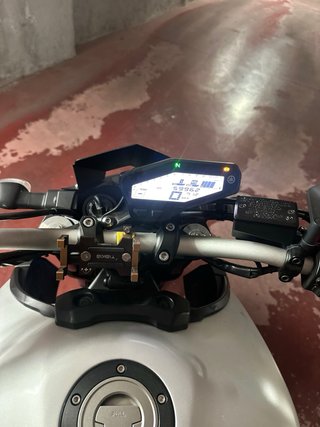 Yamaha MT-09 V1 Naked Moto