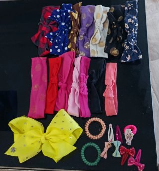 Lote de diademas y accesorios para el pelo