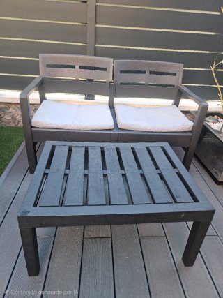 Conjunto sofá y mesa de exterior