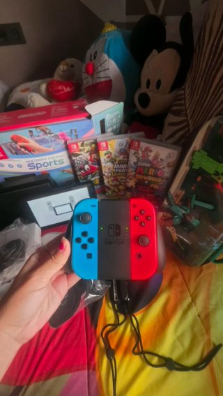Nintendo Switch Sports + 3 Juegos Mario + Funda