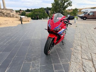 Honda CBR 650 R E-Clutch
