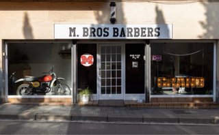 Barbería/Peluquería/centro estética en el centro